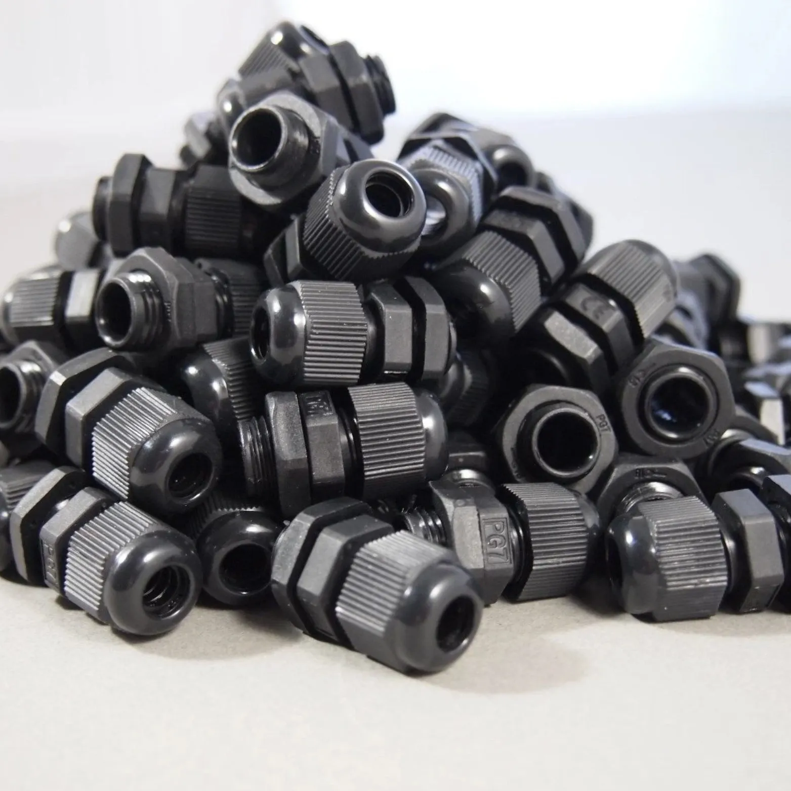 PLASTIC GLAND PG-7 BLACK - Image 6